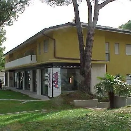 Bright Top-floor Near The Sea Διαμέρισμα *